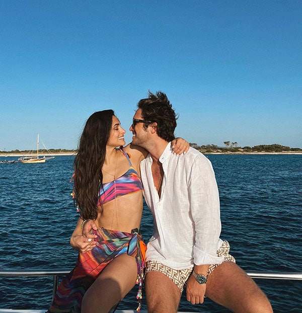 Diego y su novia en Ibiza