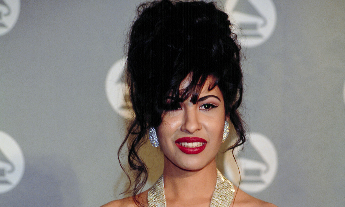 Pronto podrás tener el look de Selena Quintanilla con esta nueva línea de maquillaje inspirada en ella