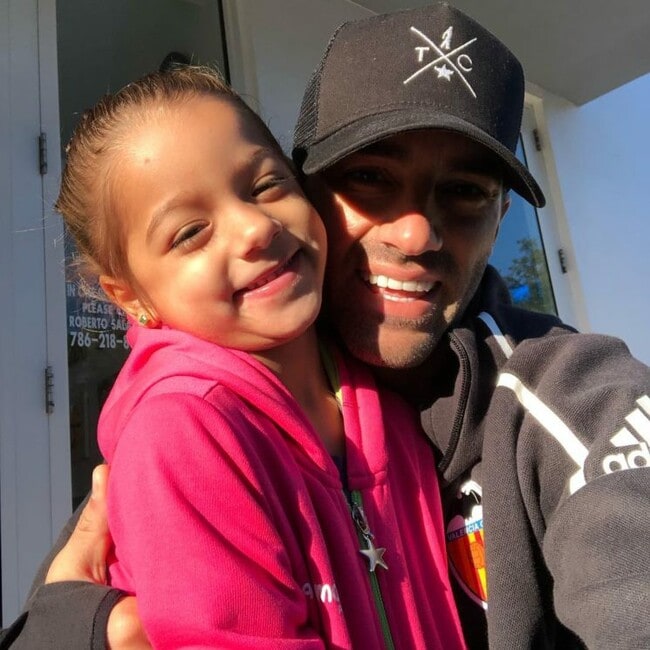 'Me hace sentir el mejor papá', Toni Costa felicita a su hija Alaïa por su cumpleaños