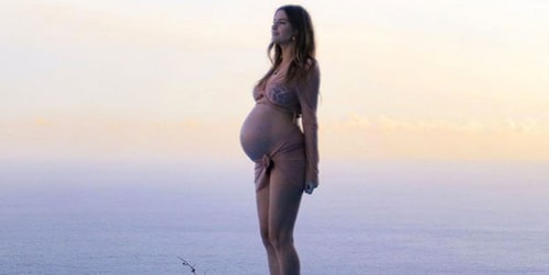 Sarah Kohan, esposa de Javier ‘Chicharito’ Hernández, en la recta final de su embarazo