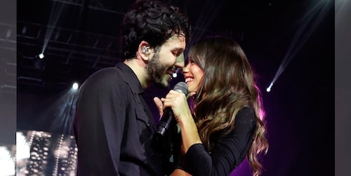 Entre besos, Sebastián Yatra y Tini Stoessel ensayan una romántica presentación para Premios Juventud