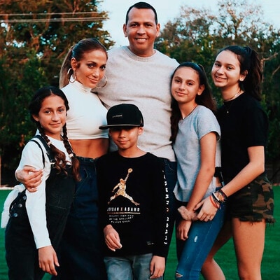 Jennifer Lopez y Alex Rodriguez con sus hijos
