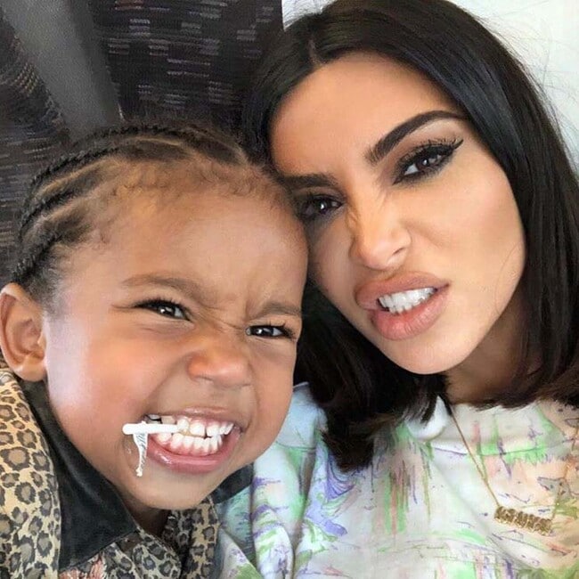 ¡La más tierna mamá! Kim Kardashian y los increíbles momentos al lado de sus hijos 
