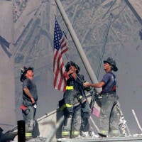 Celebridades conmemoran el 18° aniversario del 11 de septiembre