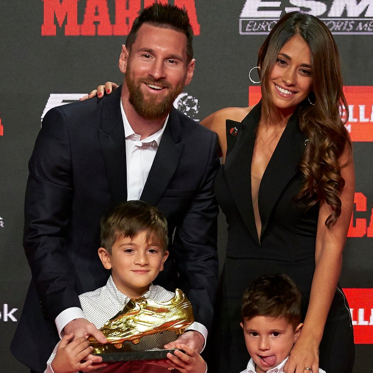 Leo Messi recibe su sexta Bota de Oro y sus hijos le roban el show