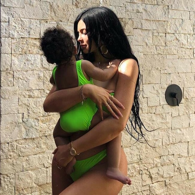 ¡Únete a la tendencia! Combina tu bikini con el de tu bebé como lo hace Kylie Jenner