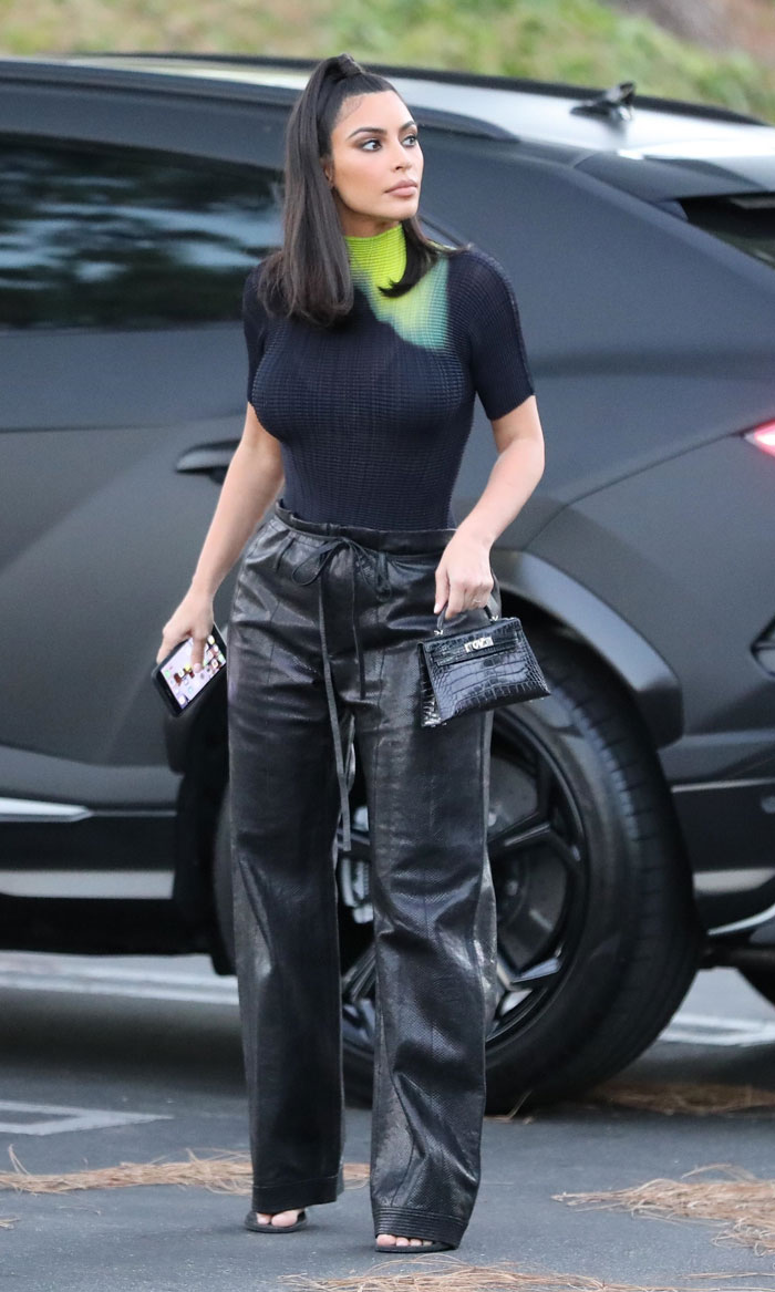 Kim Kardashian y su fabulosa colección de bolsos de diseñador