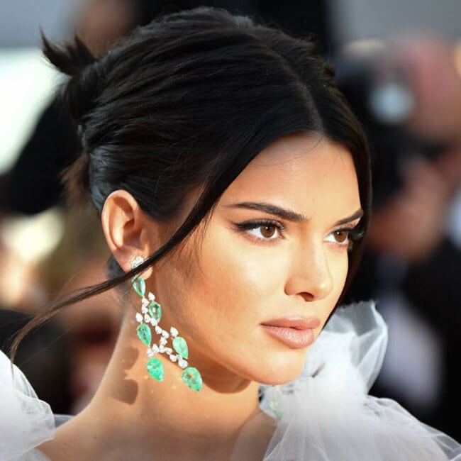 Cómo Kendall Jenner, la modelo mejor pagada del mundo, enfrenta su problema de acné