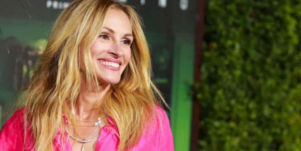 Descubre cómo blanquea sus dientes Julia Roberts