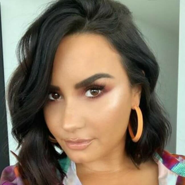 Demi Lovato reafirma que el corte 'bob' la tendencia de la temporada