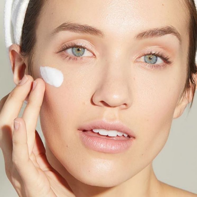 Los 8 mejores protectores solares para las pieles con acné