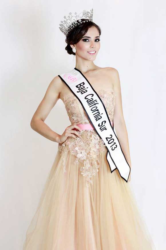 Josselyn Garciglia, de Baja California Sur, triunfa como Nuestra Belleza México 2013