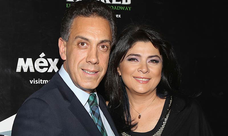 Victoria Ruffo y Omar Fayad