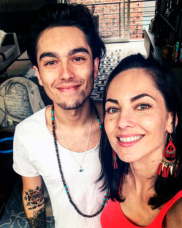 Bárbara Mori y su hijo