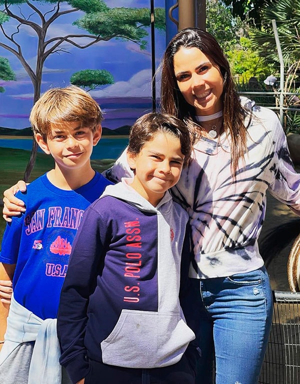Paola Rojas e hijos