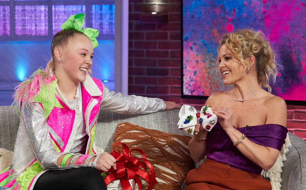 Jojo Siwa y Candace Cameron Bure