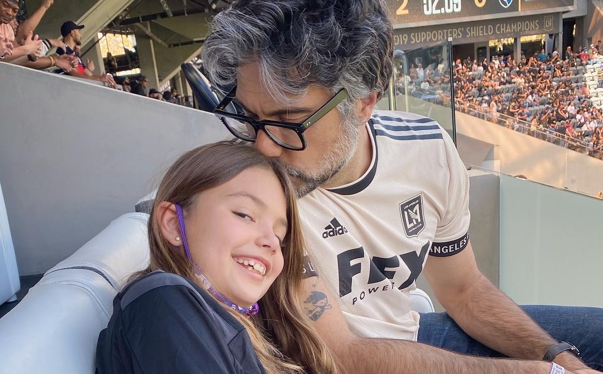 Jaime Camil y su hijoa Elena