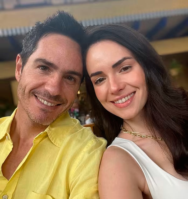 Mauricio Ochmann y Paulina Burrola