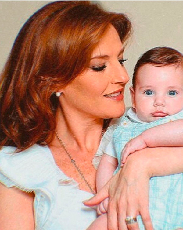 Chantal Andere y su hijo Sebastián