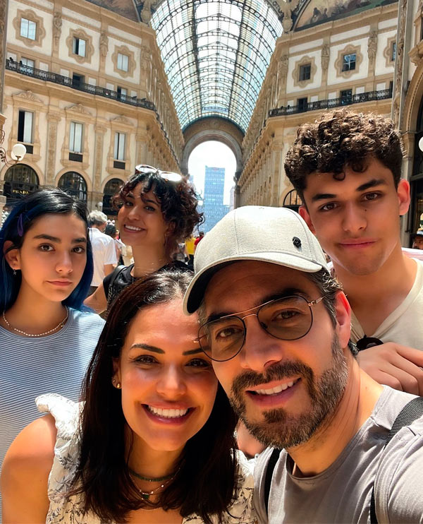 Omar Chaparro y su familia
