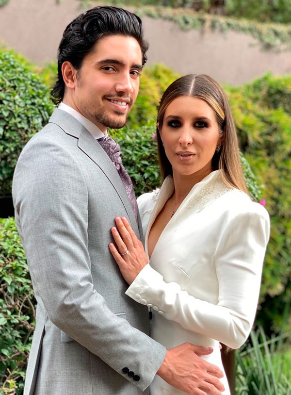 Alex Fernández y su esposa Alexia