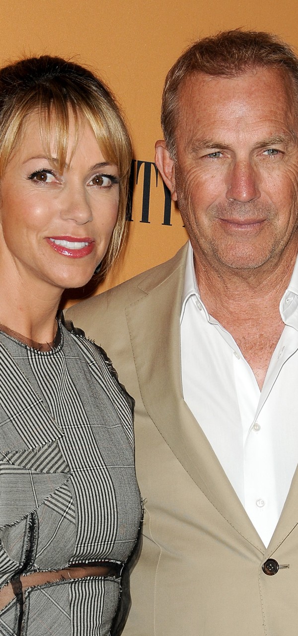 Kevin Costner y esposa