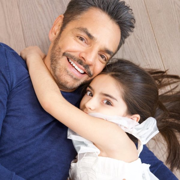 Eugenio Derbez y Aitana