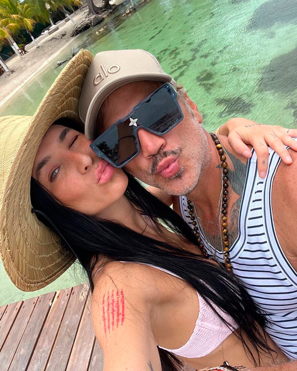 Alejandro Fernández y Karla Laveaga
