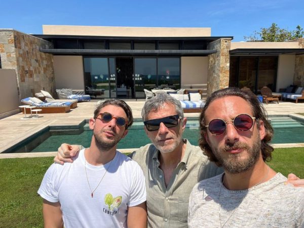 Humberto Zurita y sus hijos