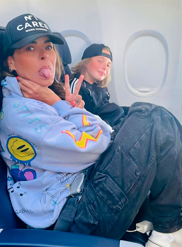 Galilea Montijo y su hijo Mateo