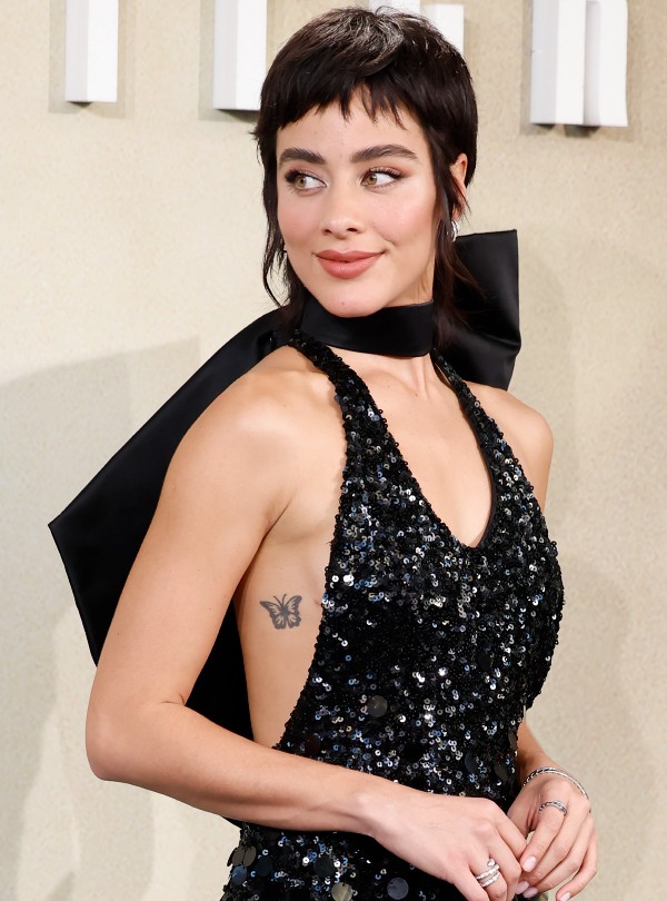 Esmeralda Pimentel en alfombra