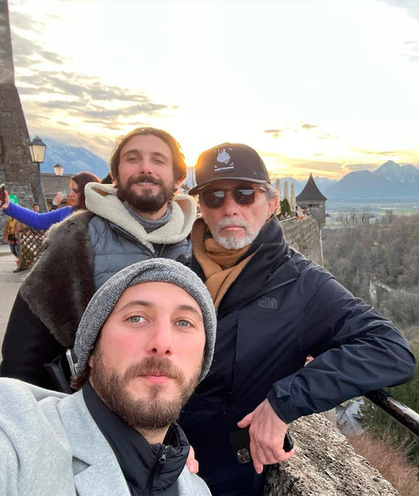 Humberto Zurita y sus hijos
