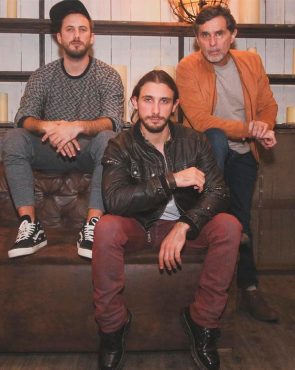 Humberto Zurita y sus hijos