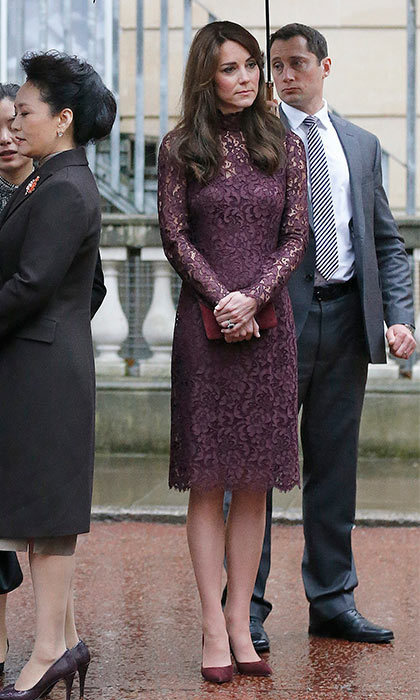 Kate Middleton sure loves those Dolce & Gabbana lace dresses