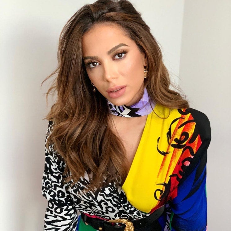 Anitta Collection Anitta teams up with Brazilian footwear brand to launch trilingual ...