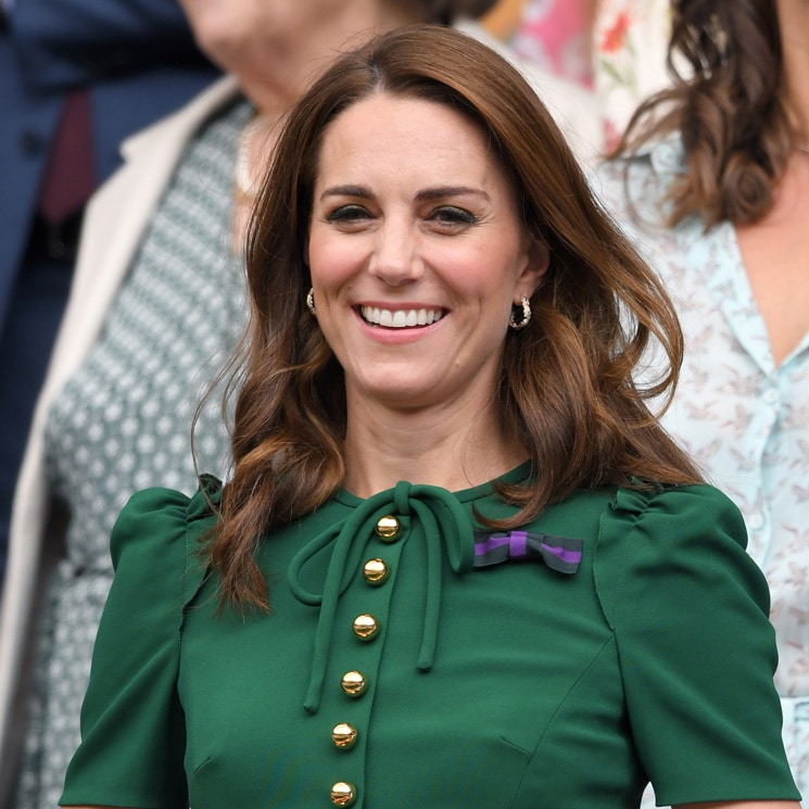 How Kate Middleton Keeps Her Shoes and Tights from Slipping