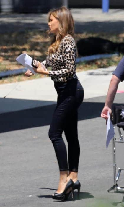 Sofia Vergara's fierce look on the set of 'Modern Family