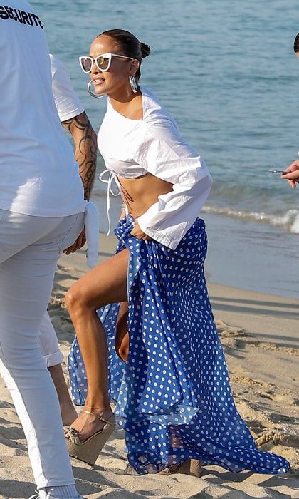 Jennifer Lopez looks chic as ever while partying in Saint Tropez