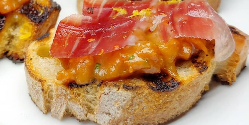 Que rico! This chef's squash jamón iberico tapas recipe is a must-try summertime snack
