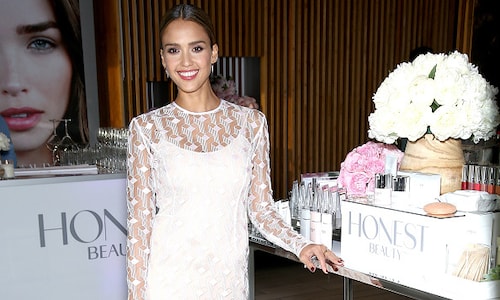 Jessica Alba shares her morning workout and beauty routine: Video
