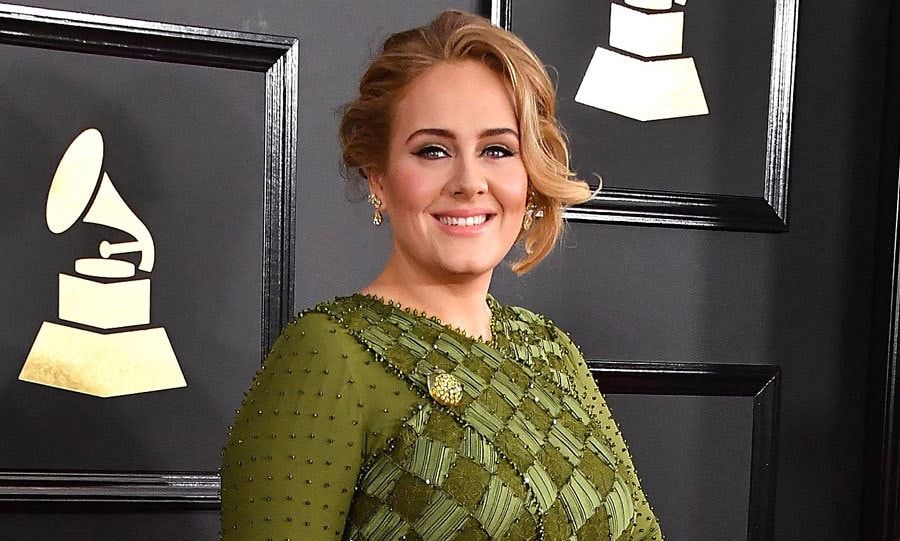 Create Adele's much-talked about beauty look from the Grammys at home