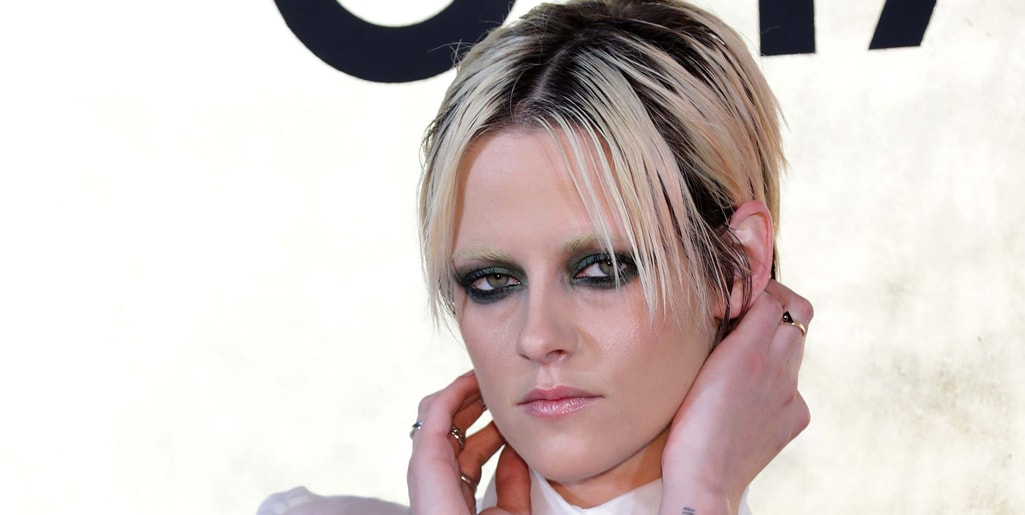 Kristen Stewart dramatically changes her look with bleached eyebrows