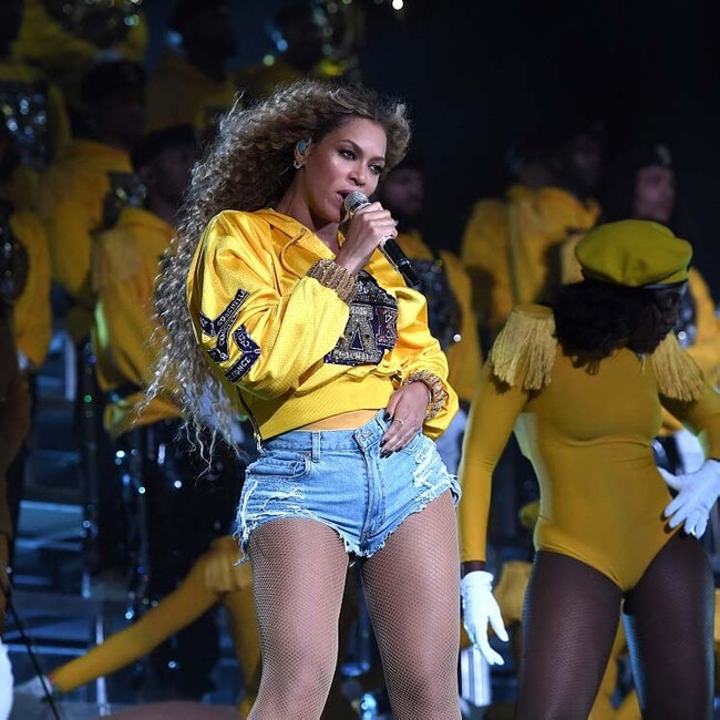 Inspírate en los 'ripped jeans' de Beyoncé