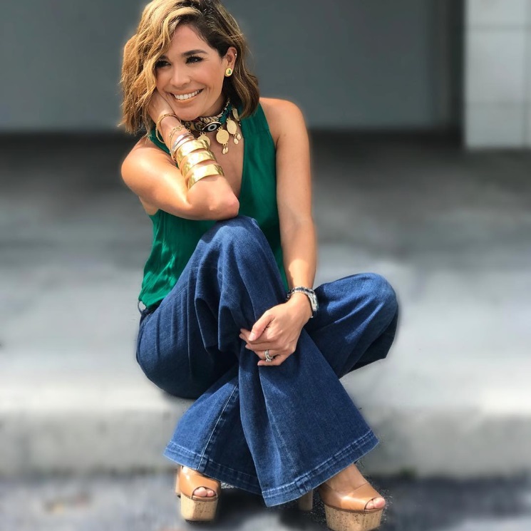 Karla Martínez nos muestra 5 maneras de llevar 'jeans'