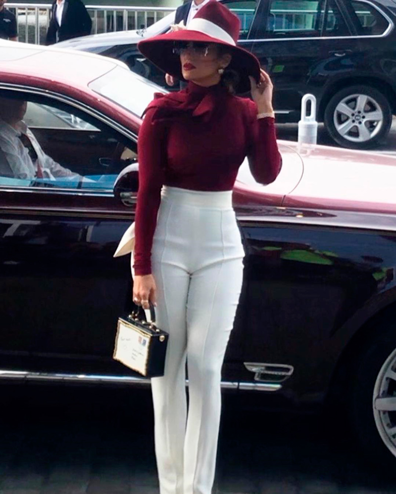 Jennifer lopez pantalon blanco cheap