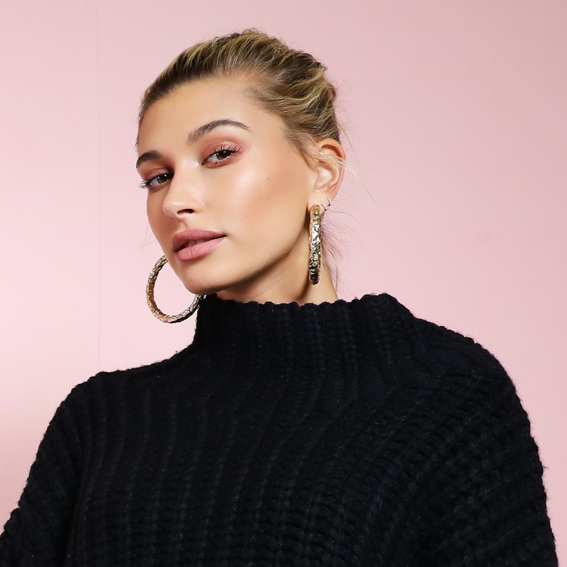 6 'overzised sweaters' al mejor estilo de Hailey Baldwin