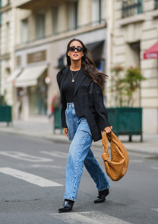 Blazer y jeans