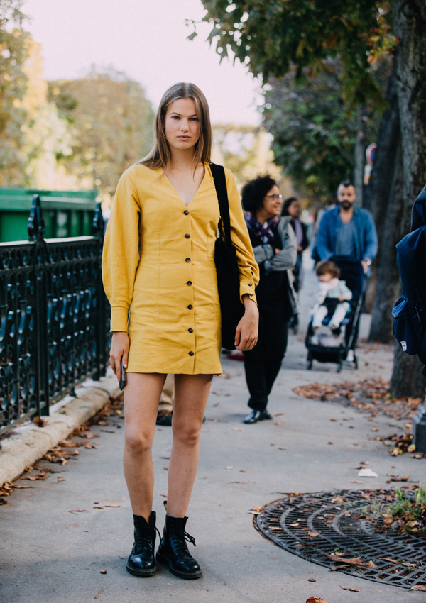 Vestido corto abotonado