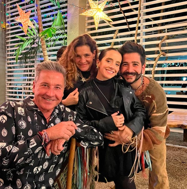 Ricardo Montaner y su familia
