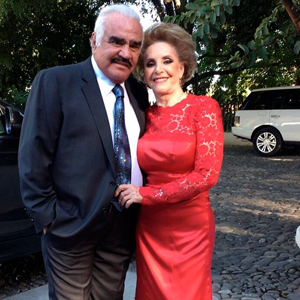 Vicente Fernández y Doña Cuquita